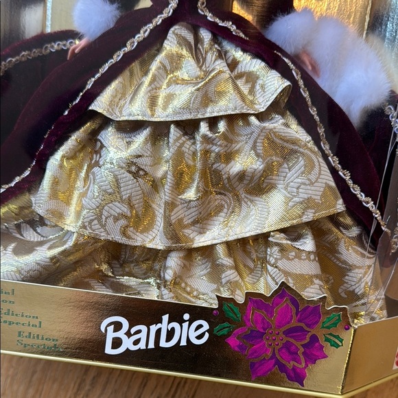 1996 Holiday Barbie, new in box - Picture 5 of 12